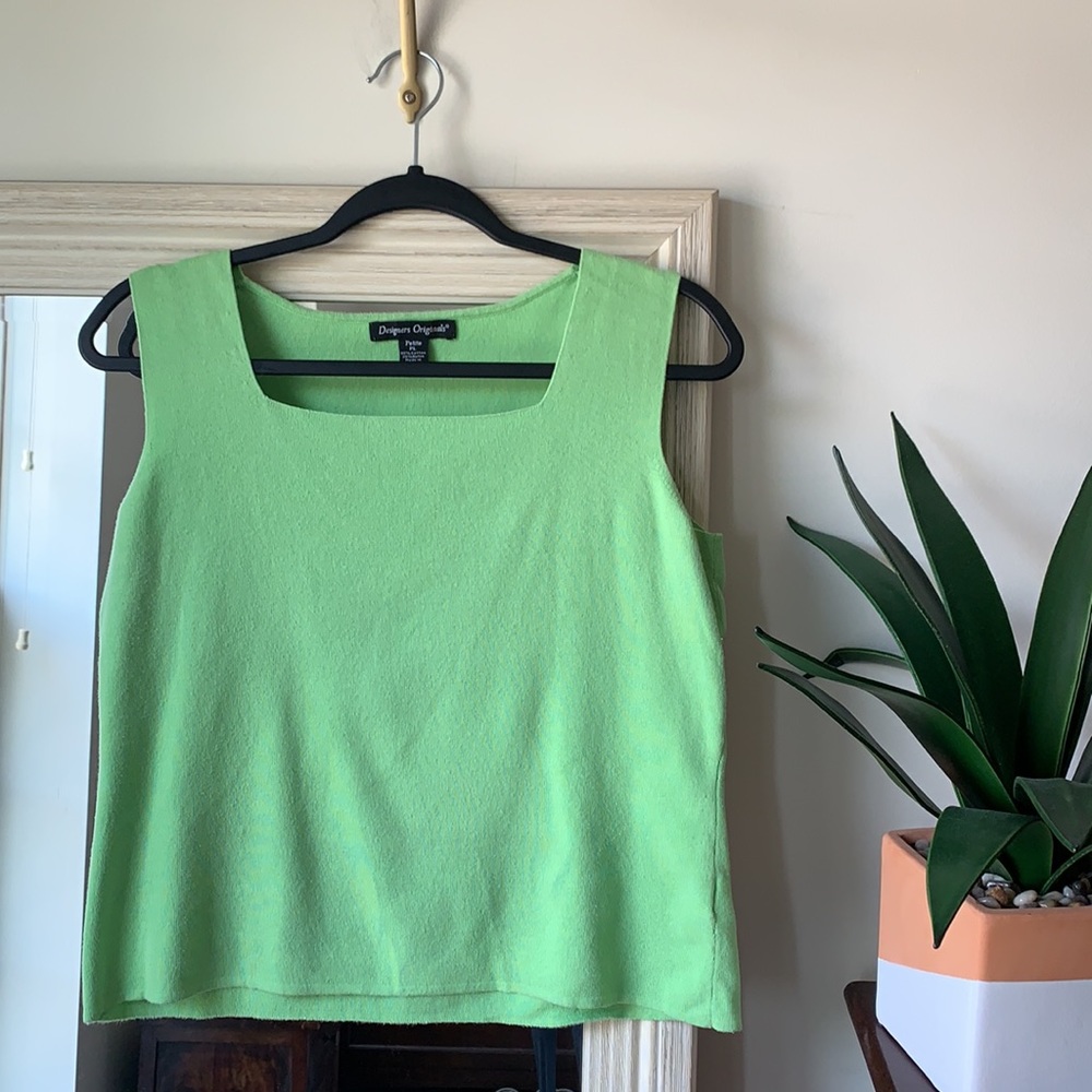 Designers Originals lime green sleeveless sweater shell (petite Large) ✨